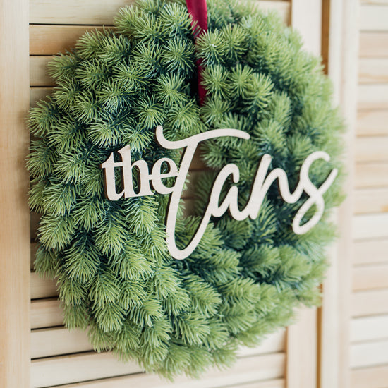 Everlasting - Christmas Wreath with Personalised Family Plaque