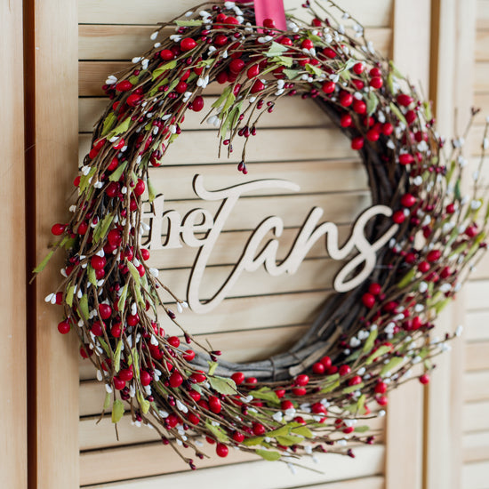 Red Mistletoe - Christmas Wreath with Personalised Family Plaque